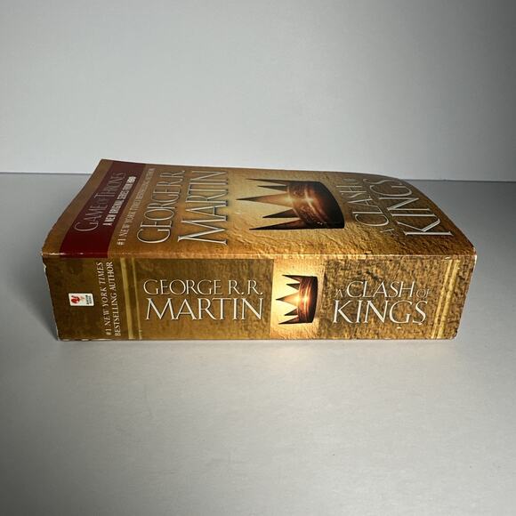 A Clash of Kings (A Song of Ice and Fire, Book 2) - Mass Market Paperback - GOOD - Picture 3 of 7